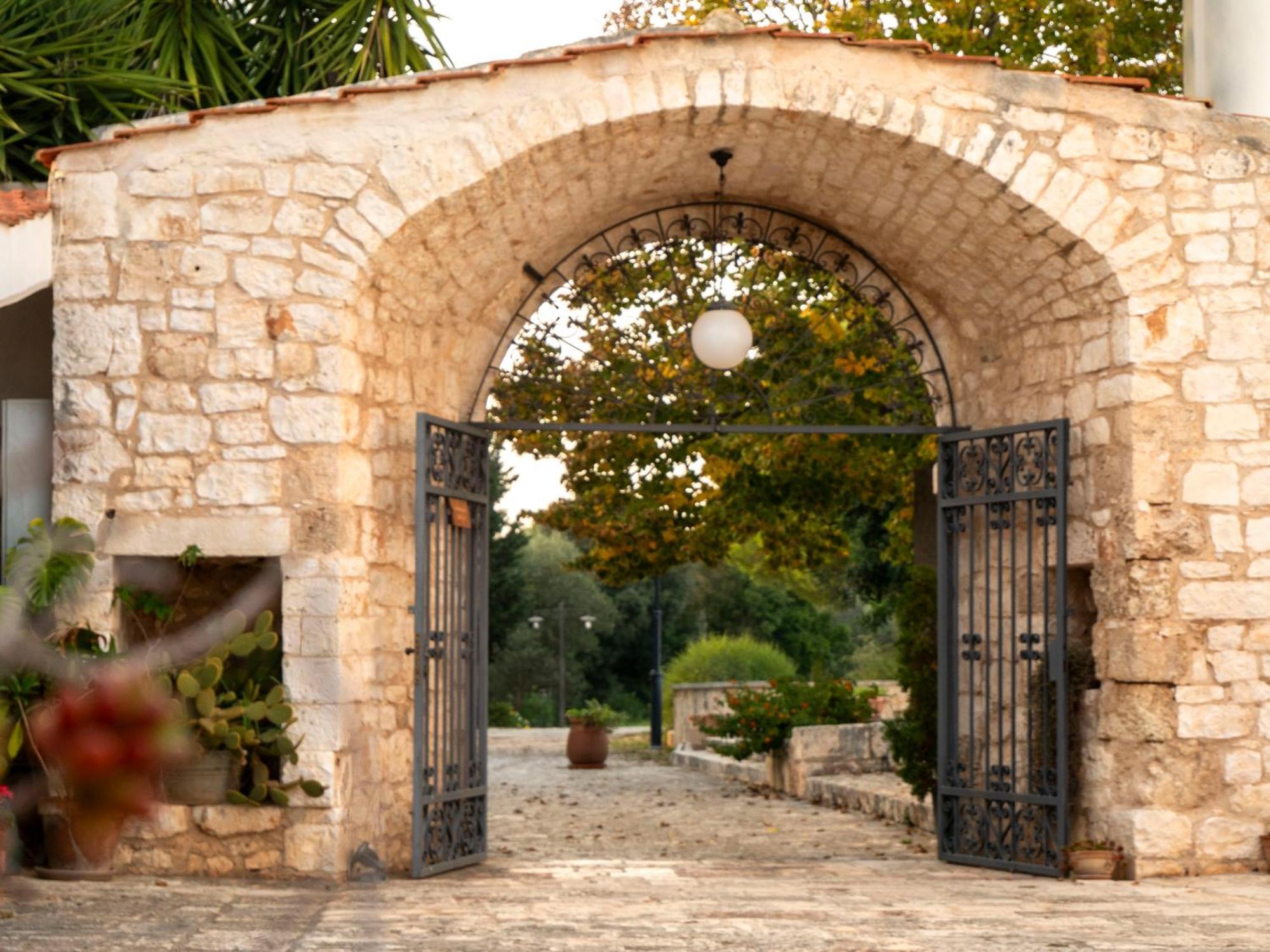 Masseria Del Crocifisso Polignano a Mare Luaran gambar